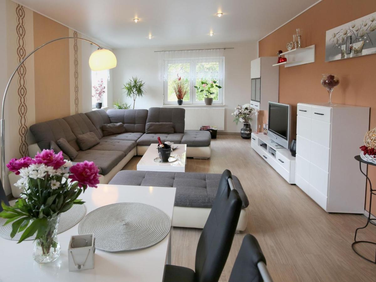 Ferienwohnungen Haus Angela Mühlhausen Esterno foto